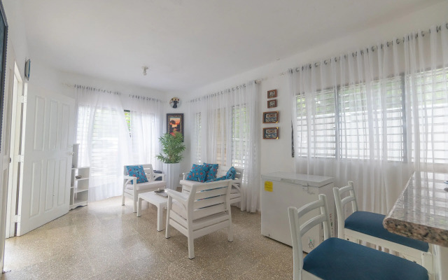 Coconut Paradise Beach Hotel