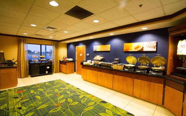 Fairfield Inn & Suites by Marriott Santa Maria