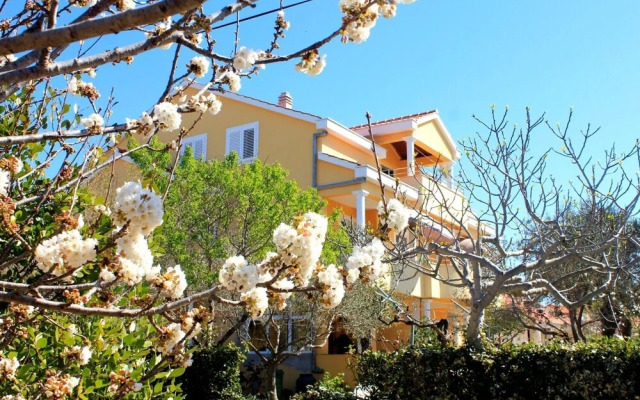 Mediterraneo - With own Parking Space - SA4