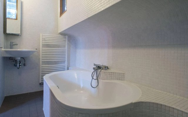 Houseboat apartments - Canal Belt East area