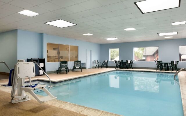 Hampton Inn & Suites Hershey