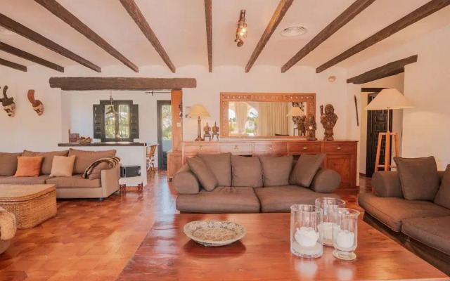 Enticing Villa in Benissa With Swimming Pool