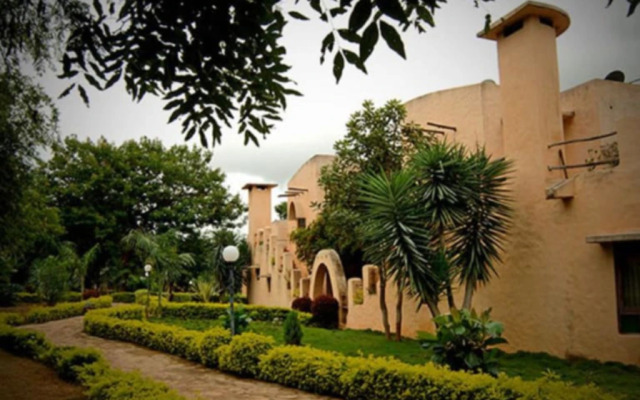 Country Club Wildlife Resort