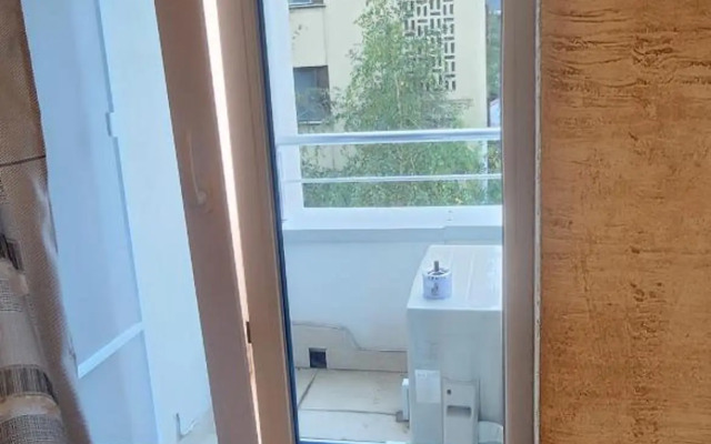 Colonel apartment 959