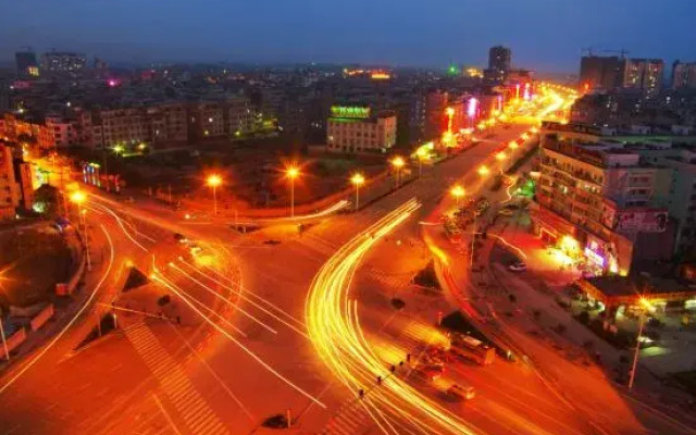 Guiping Golden Phoenix Hotel
