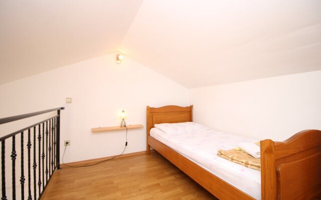 Apartments Ivona 6