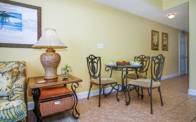 Tidewater 313 213334 by RedAwning