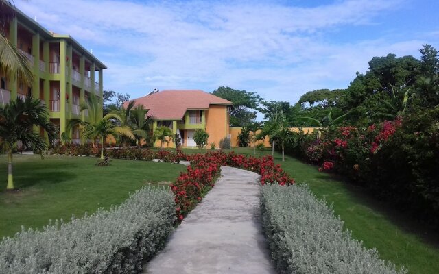 The Oasis Resort - All Inclusive