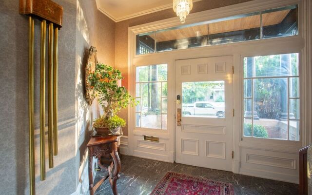 Ellerbeck Mansion Bed & Breakfast