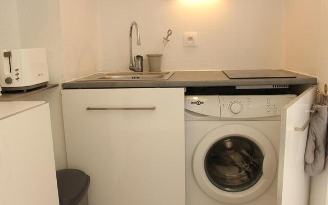 Appartement Gruissan, 2 Pièces, 4 Personnes - Fr-1-229-764