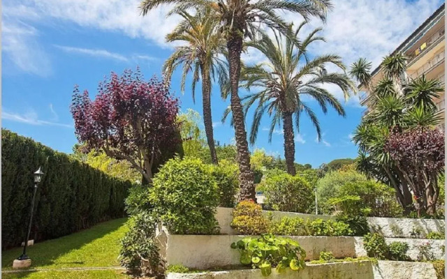 The Hollidays Apartment