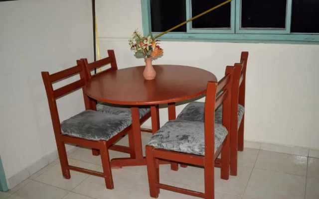 Cafe Inn Casa Hotel