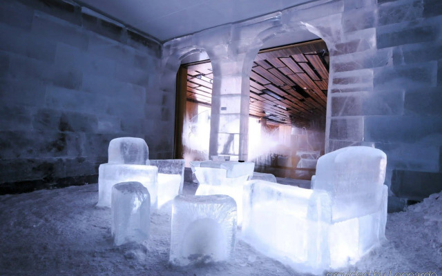 Changbaishan Purple Jade River Side Resort Chibei