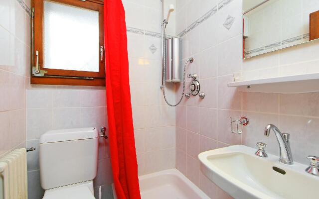 Les Roxes 5 - Three Bedroom