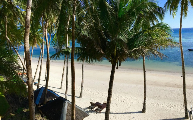 Anda White Beach Resort