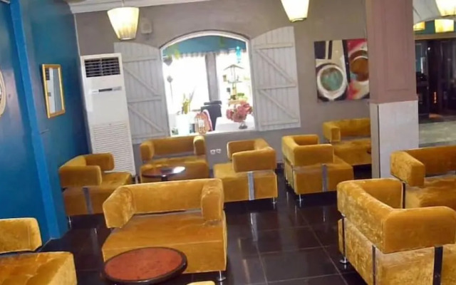 Le Relais