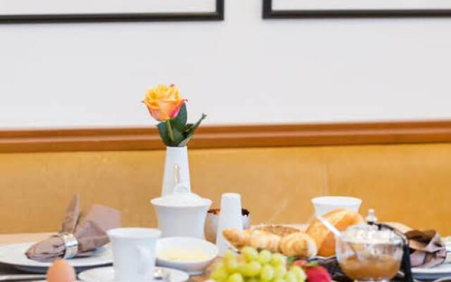 Hotel am Helmwartsturm