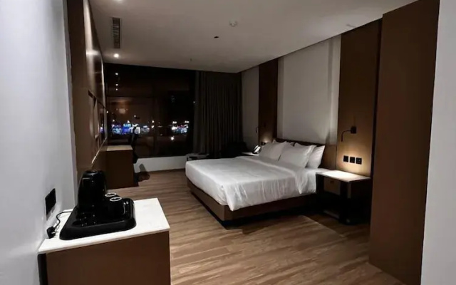 Elegant Hotel
