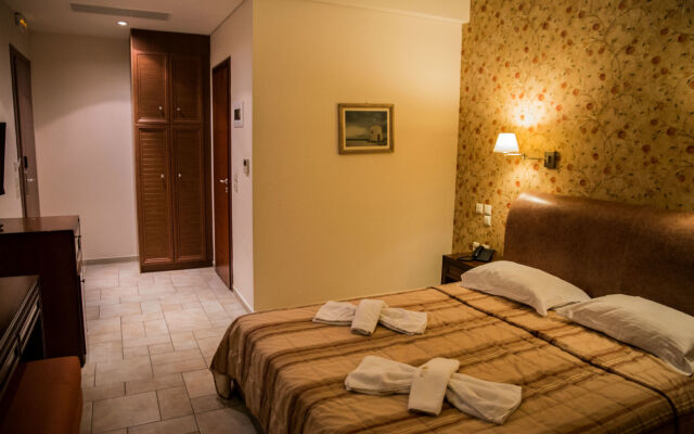 Tesoro Hotel