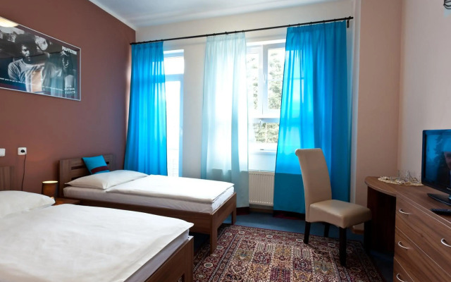 Sareza hotel