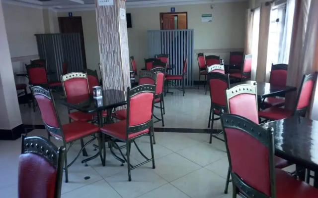 Jax Safari Hotel