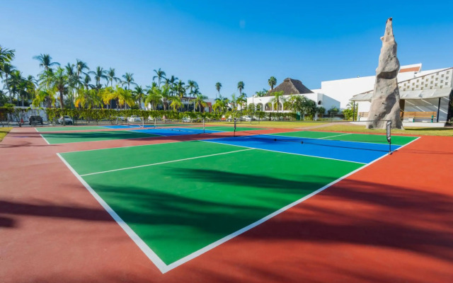 Marival Emotions Resort & Suites Riviera Nayarit by Mercure