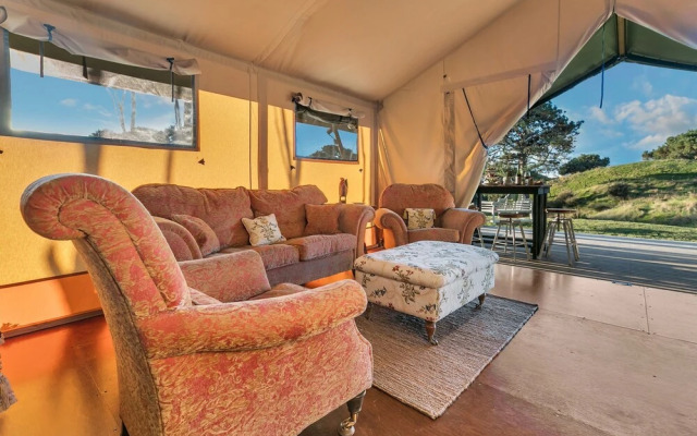 Luxury Under Canvas
