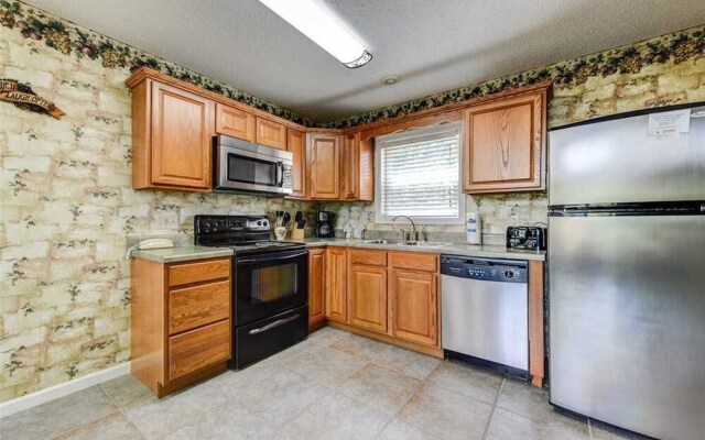 Smokey's Hideout - One Bedroom Cabin