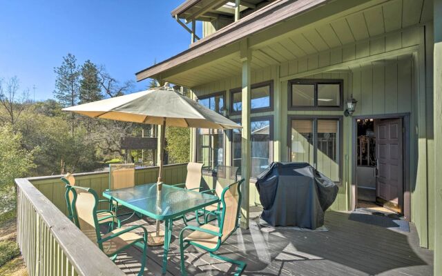 Cozy Groveland Townhome, Day Trip to Yosemite