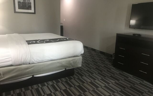 Catoosa Inn & Suites @ Hard Rock Casino
