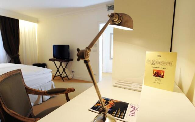 Lesar Hotel Angel