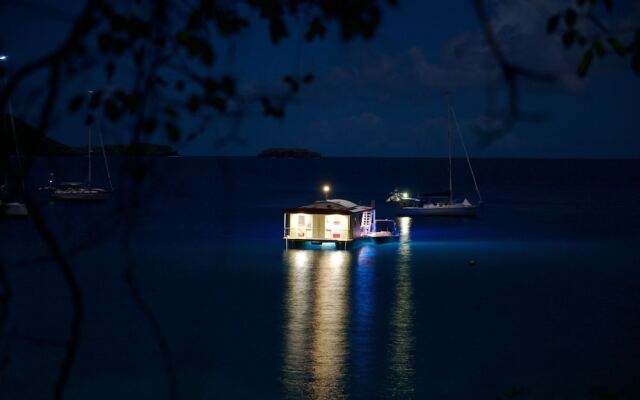 Aqua Lodge Les Saintes