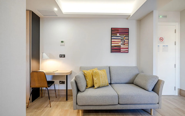 Feelathome Ventas Suites