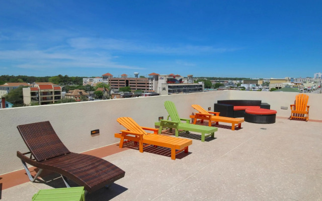 Ocean Sands Resort, Oceanfront, Virginia Beach by Vacatia