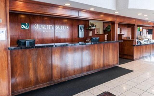 Quality Suites Albuquerque Airport