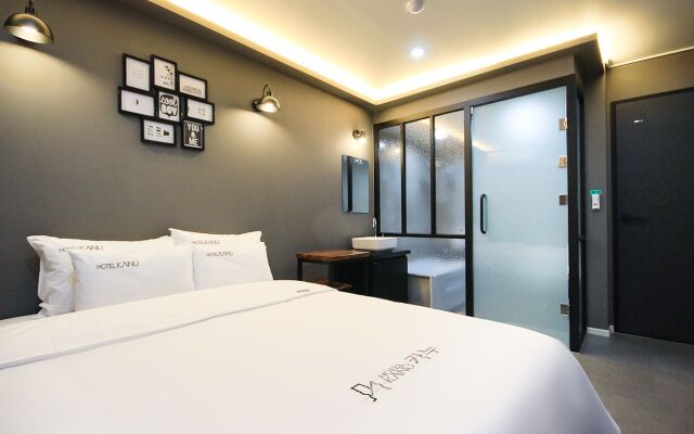 Kanu Hotel