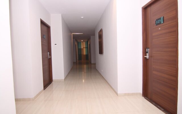 Grand Amira Hotel