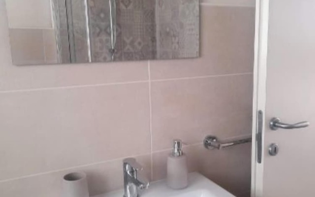 Bilocale Cele 2 Piano Con Splendida Vista Mare