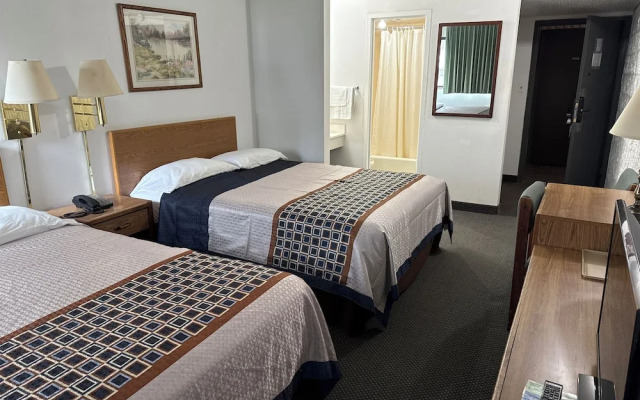 Smartwood Inn