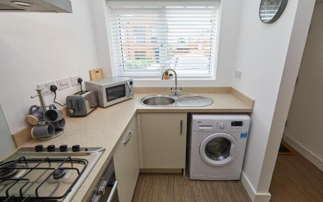 Royal Derby Hospital 2 Bed Town House