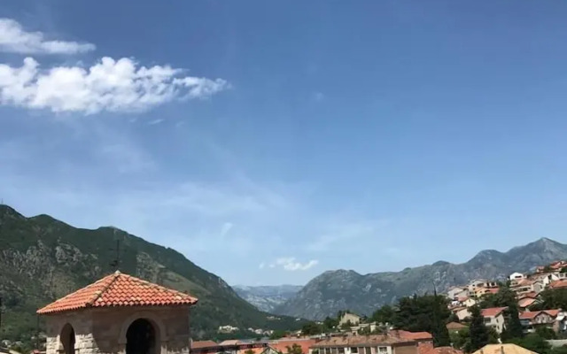 Puerta Apartments