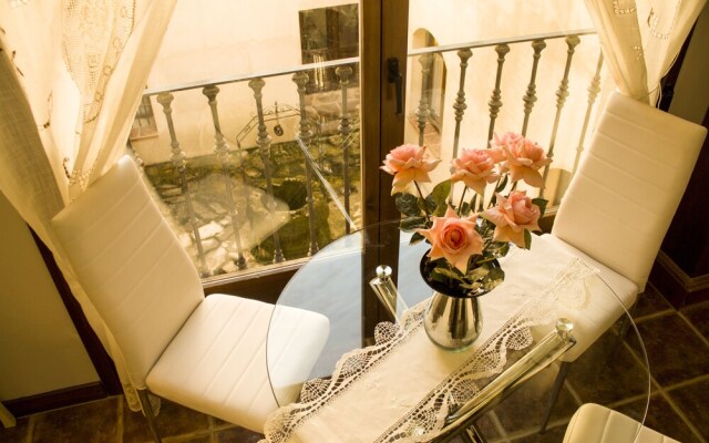 Alojamientos Victoria S.L.