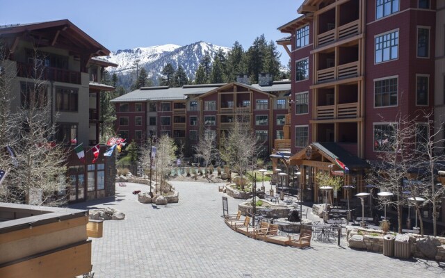 Village 2416 White Mountain Lodge