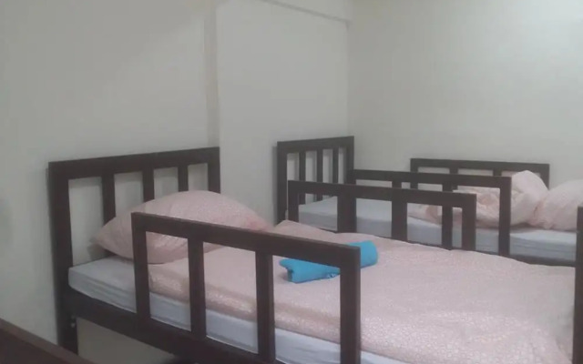 First Inn On Nut - Hostel