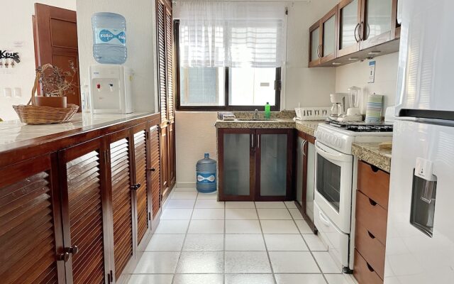 Flamingo Plus by Andiani Travel