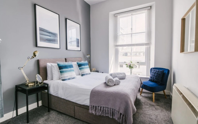 Plymouth Hoe Central Apartment