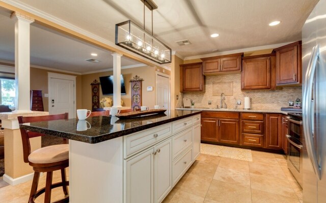 Taylor Street 4 Bedroom Home