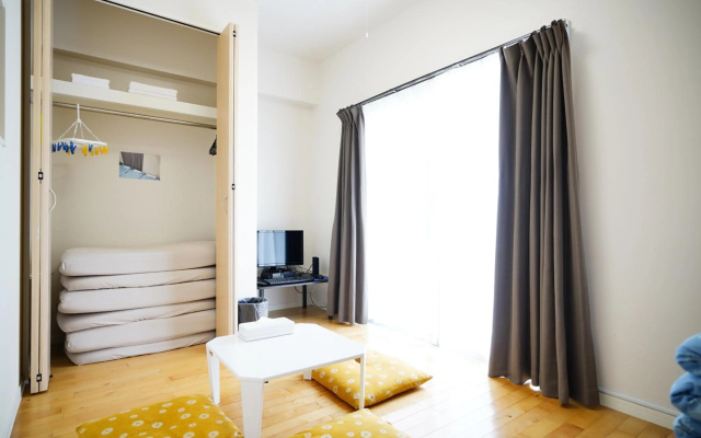 Condominium GOLF GOLF Tsuboya – Guest Rooms – Naha