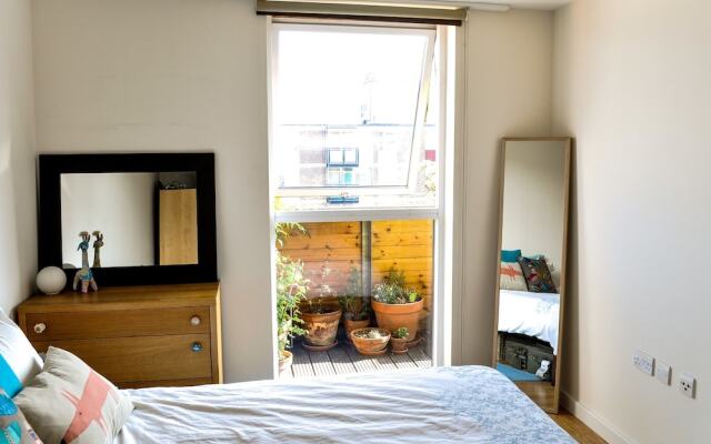 Spacious 1 Bed Flat in Islington