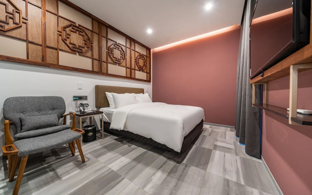 Hotel RU136